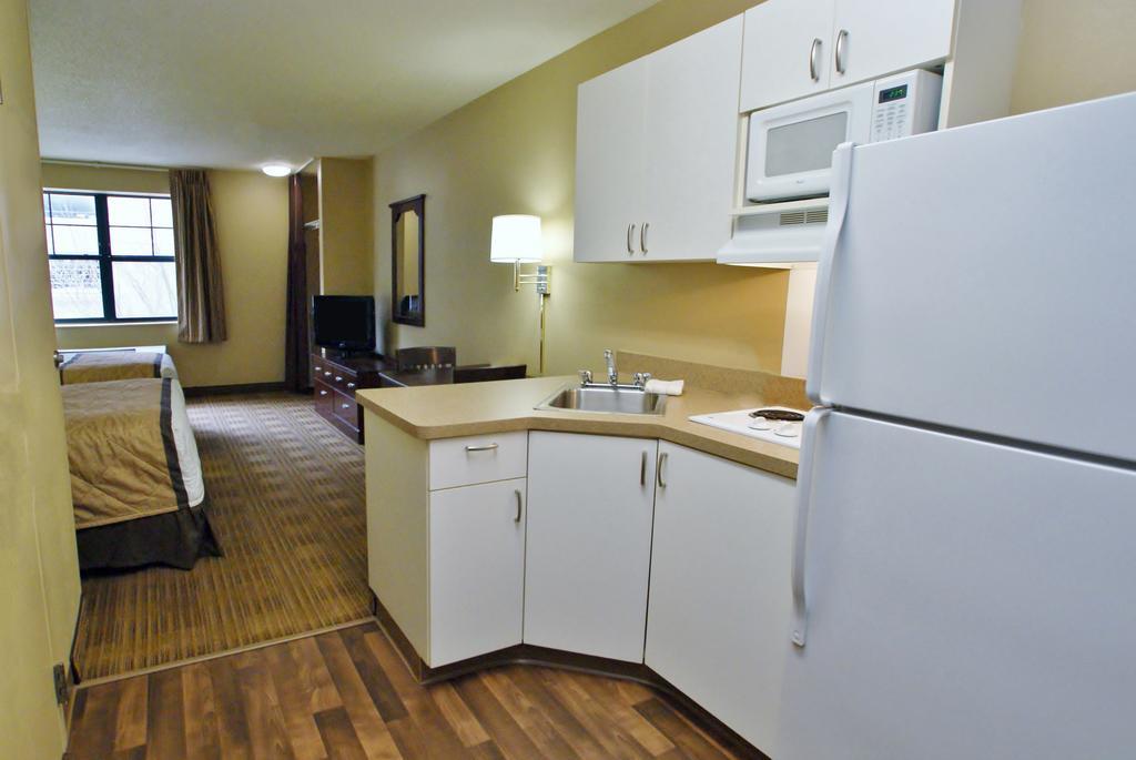 Extended Stay America Suites - Seattle - Northgate Экстерьер фото
