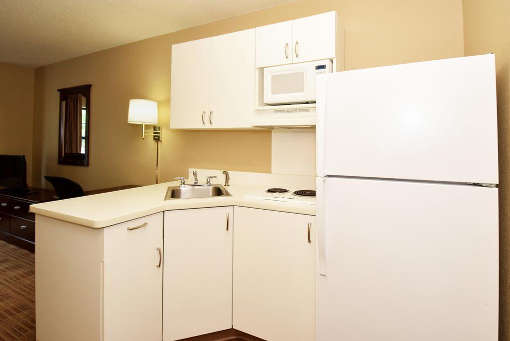 Extended Stay America Suites - Seattle - Northgate Экстерьер фото