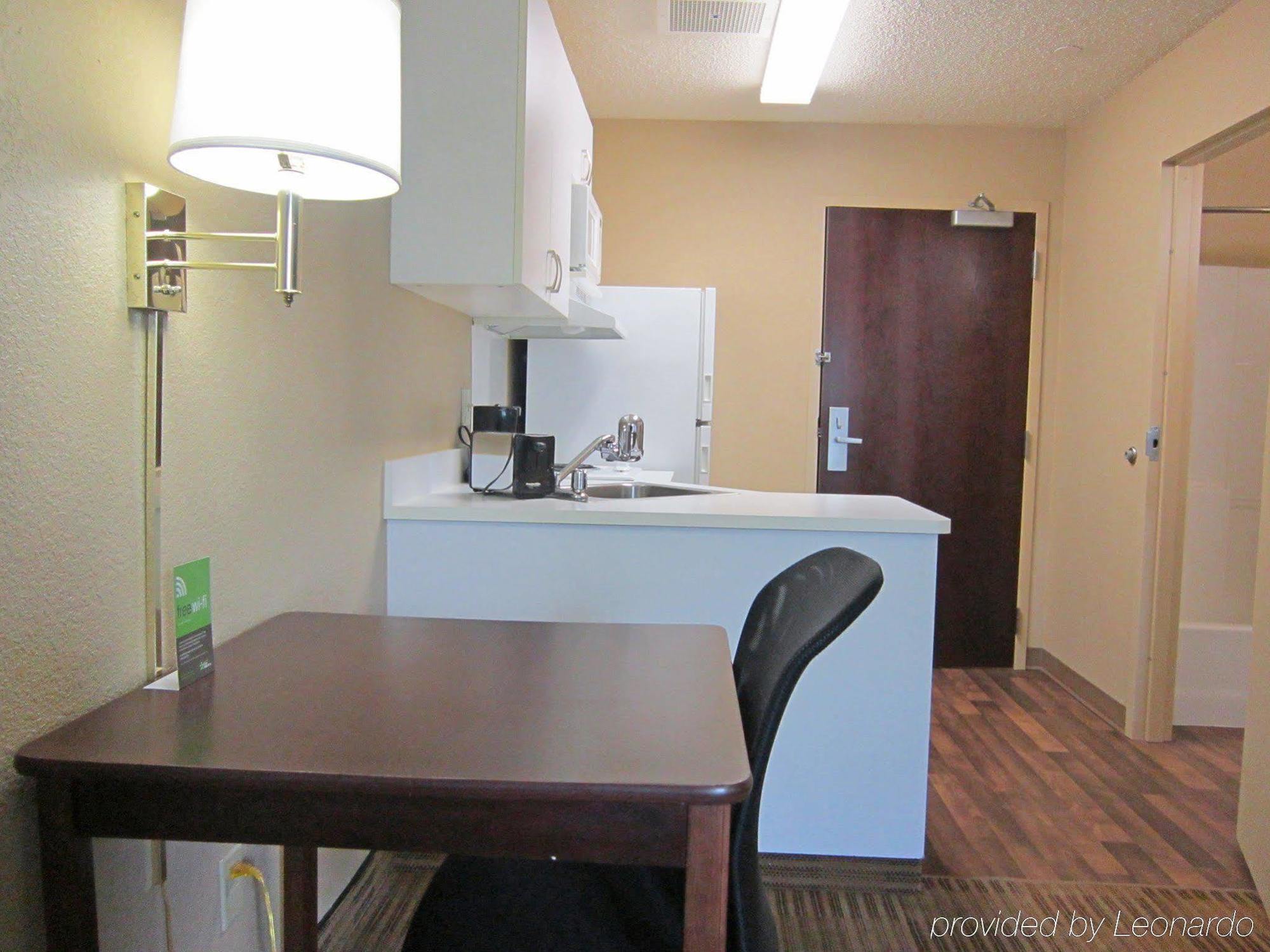 Extended Stay America Suites - Seattle - Northgate Экстерьер фото